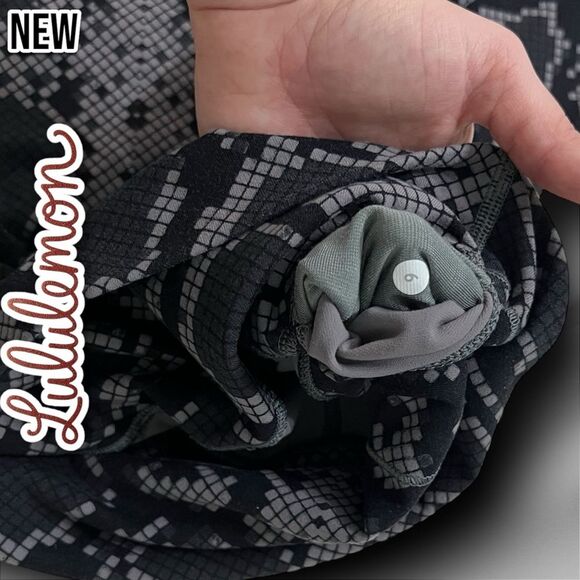 Preowned Lululemon Wunder Under Crop (Hi-Rise) Full-On Luon Snake Slate Deep 6 - Picture 7 of 8